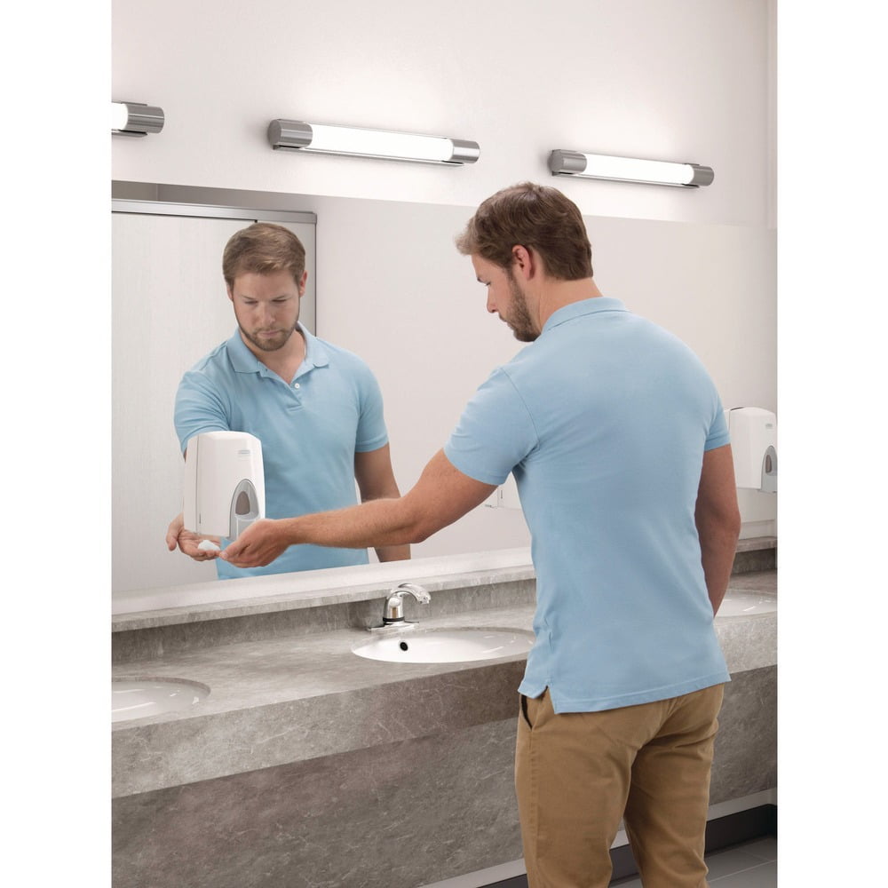 Rubbermaid Commercial Moisturizing Foam Soap Refills Citrus Scent 800mL Refill 6/Carton 450019