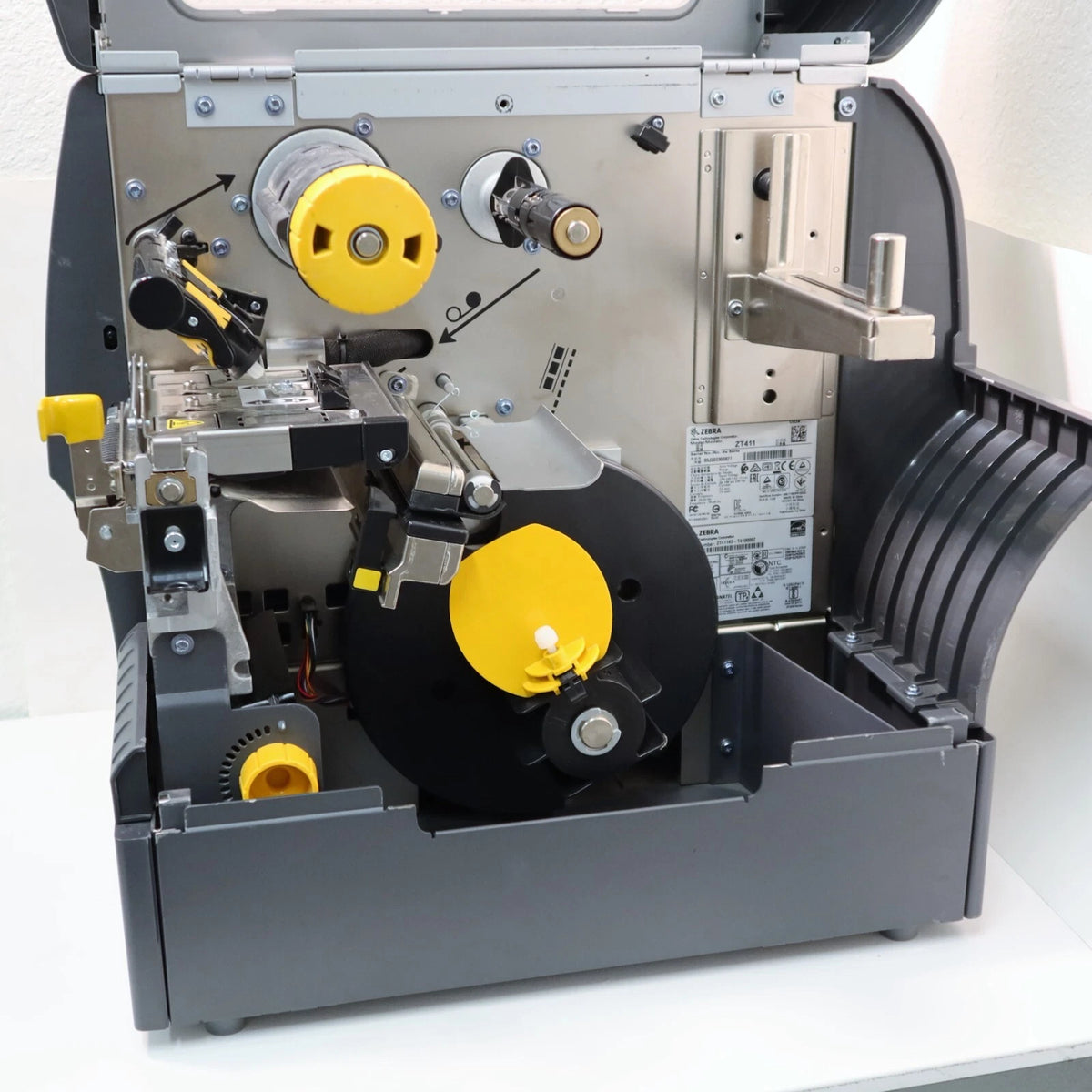 Restored Zebra ZT411 Industrial Thermal Transfer / Direct Thermal Label Printer – 300 DPI, 4-inch Print Width, USB, Serial, Ethernet, Bluetooth, Peeler & Full Rewind – ZT41143-T410000Z (Refurbished)