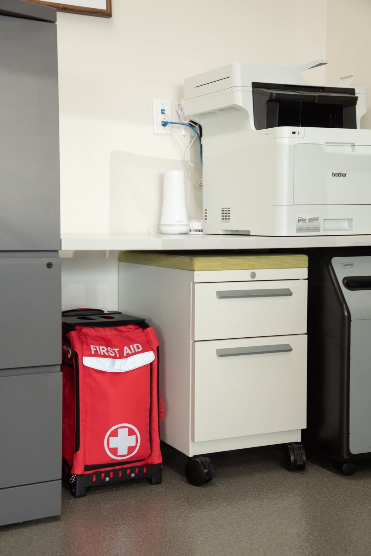 MobileAid® Easy-Roll Trauma First Aid Station