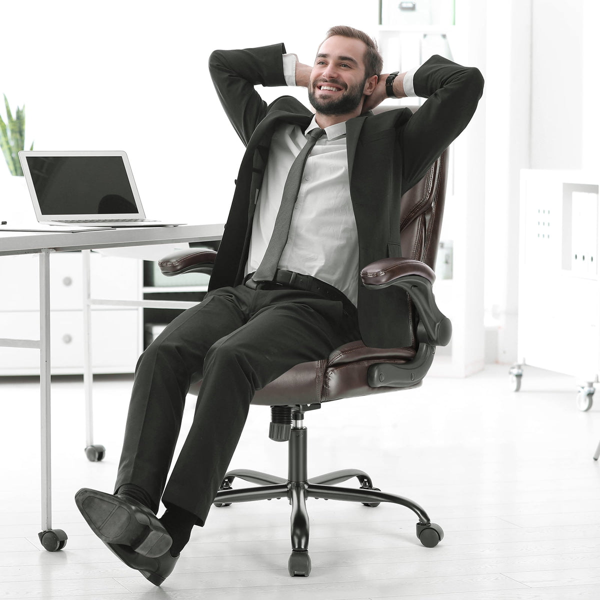 edx Computer Gaming Chair, Ergonomic High Back Heavy Duty Task Desk Office Chairs with Wheels, Flip-up Arms, Adjustable Height, PU Leather, Brown